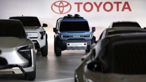 ''تويوتا'' اليابانية تتصدر مبيعات السيارات في العالم