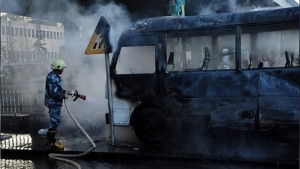 سوريا: مقتل جندي وإصابة 11 في تفجير حافلة