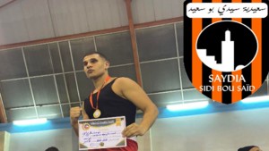 الملاكم يوسف الرفرافي يتحصل على الميدالية الذهبية في بطولة تونس