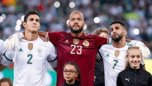 الجزائر تراسل الفيفا و تطالب بإعادة مباراة الكاميرون