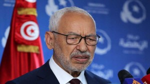 الغنوشي: تونس متجهة نحو العودة إلى الديمقراطية