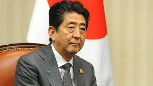 اليابان :  رئيس الوزراء السابق  يتعرض لإطلاق نار
