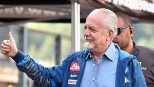 رئيس نابولي الإيطالي: "لن ننتدب لاعبين أفارقة بعد الآن"!!