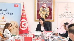 وزيرة المرأة والطفولة : 11 بالمئة من الأطفال في تونس يعانون من سوء التغذية
