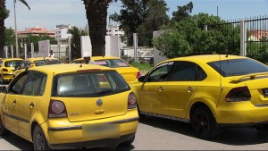 غدا: سواق التاكسي يحتجون بالقصبة ويلوحون بالدخول في اعتصام