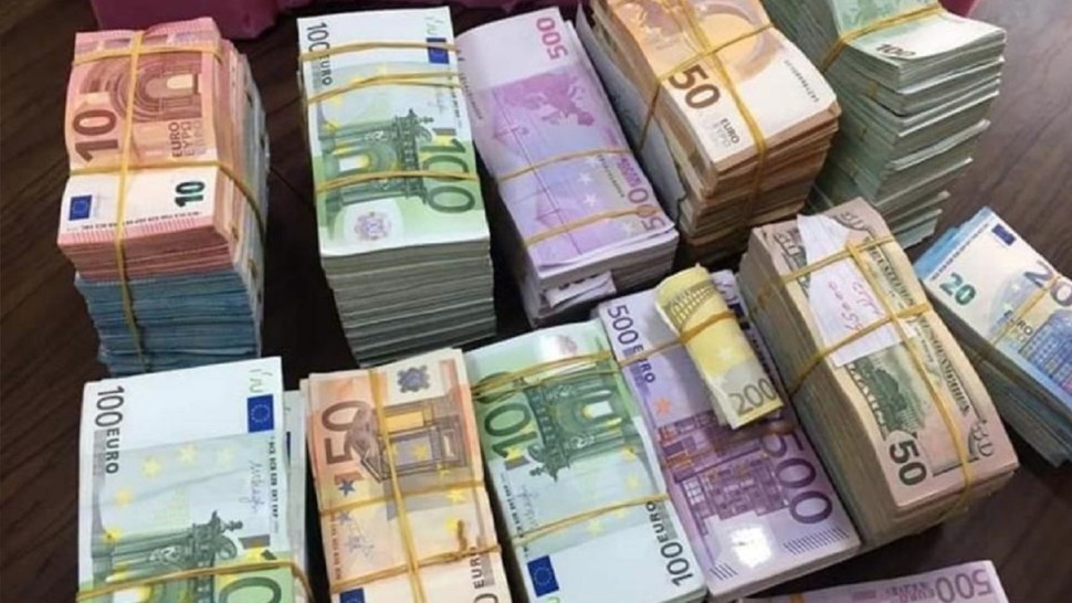 منوبة: النيابة العمومية تحقق في سرقة عون بشركة نقل اموال لـ100 ألف أورو