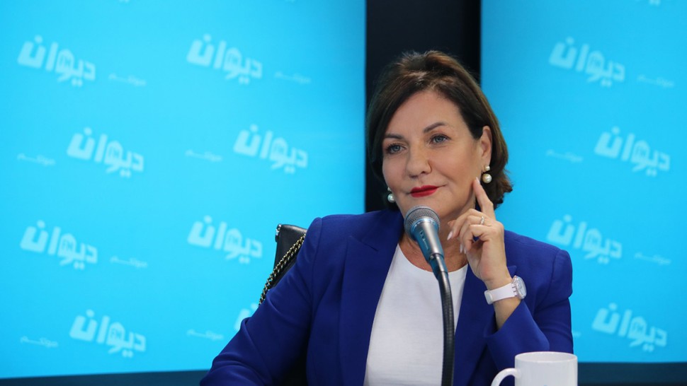 زهرة ادريس: اعتزلت السياسة دون رجعة