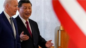 اتفاق بين بايدن ونظيره الصيني على عدم استخدام الأسلحة النووية في أوكرانيا