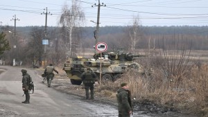 "البنتاغون" يدرس تزويد أوكرانيا بقنابل "دقيقة"