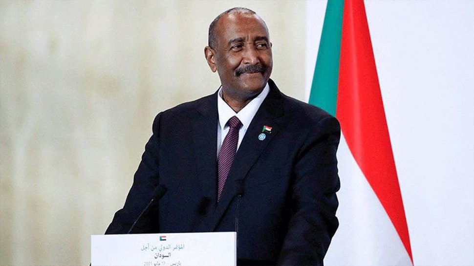 السودان : البرهان يجمّد النقابات المهنية