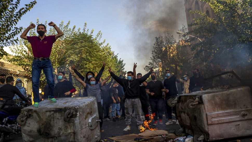 إيران : تنفيذ أول إعدام لمدان في الاحتجاجات