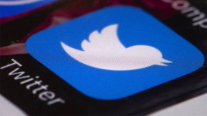 تويتر يعود للخدمة بعد انقطاع أثر على آلاف المستخدمين