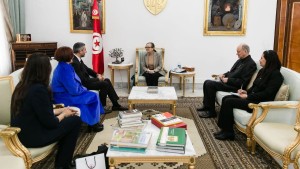خلال لقائه بودن: ممثل لجنة الصليب الأحمر بافريقيا يشكر السلطات التونسية على دعمها المتواصل