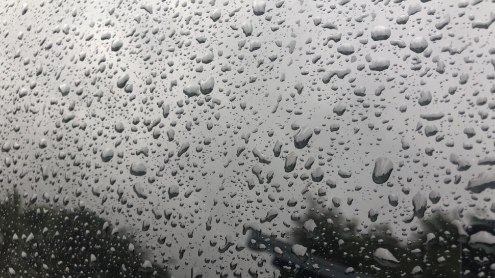 طقس اليوم : أمطار متفرّقة و رعدية