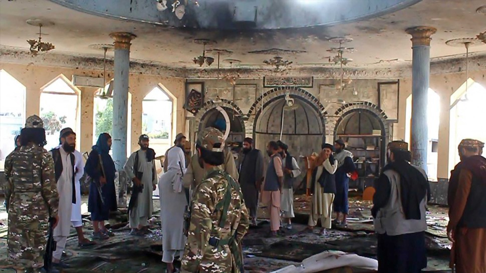 باكستان: ارتفاع عدد ضحايا تفجير مسجد بيشاور إلى 93