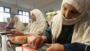 الجربي: نسبة الأمية لدى النساء تصل الى 60 بالمائة في بعض المناطق بتونس