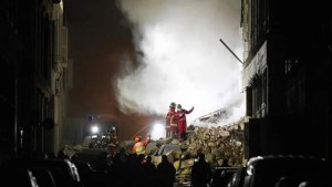 فرنسا: انهيار مبنى من 4 طوابق