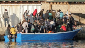 إيطاليا تعلن فرض حالة الطوارئ لمدة 6 أشهر مع تصاعد أعداد المهاجرين