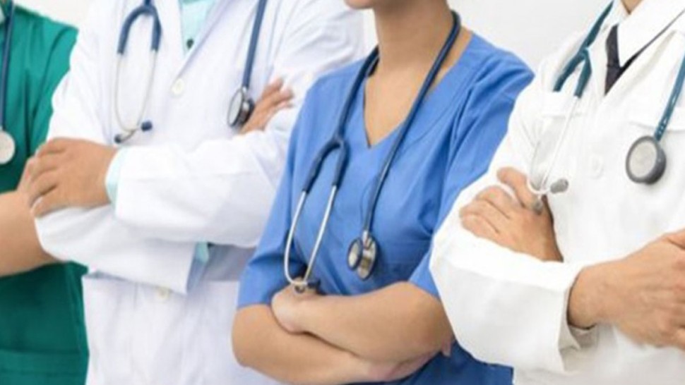 تنسيقية أعوان الصحة تدعو إلى التقصي في شبهات فساد وفتح باب الانتداب