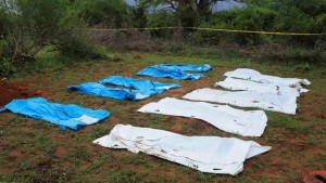 كينيا تبدأ تشريح جثث ضحايا "مذبحة غابة شاكهولا" الجماعية