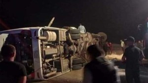 مصرع 14 شخصا في حادث مروري جنوب القاهرة