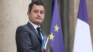 وزير الداخلية الفرنسي:  ''الإرهاب الإسلامي السني" هو أبرز تهديد لفرنسا وأوروبا