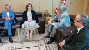 وزير الاقتصاد يؤكد الحرص على تعزيز التعاون المالي والفني بين تونس والوكالة الفرنسية للتنمية