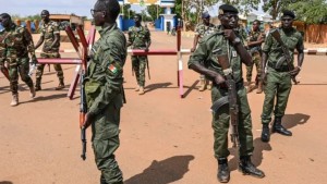 مسؤول نيجري: قرار سحب القوات الفرنسية تم بالتنسيق مع بازوم