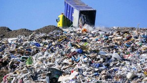 منسق قطاع النفايات  : مستعدون لرفع اضراب المصبات