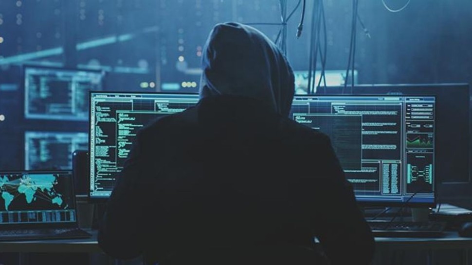 خبير في الأمن المعلوماتي :  الهاكر التونسيون في قلب المعركة ضد الكيان المحتل