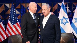 إن بي سي: قلق بالإدارة الأمريكية من أن تصبح واشنطن معزولة عالميا بسبب تحالف بايدن الوثيق مع إسرائيل