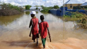 الصومال: مصرع 50 شخصاً ونزوح 700 ألف جراء الفيضانات