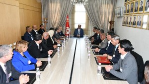 وزير الداخلية يعبّر عن دعمه للجامعة الوطنية للبلديات التونسية