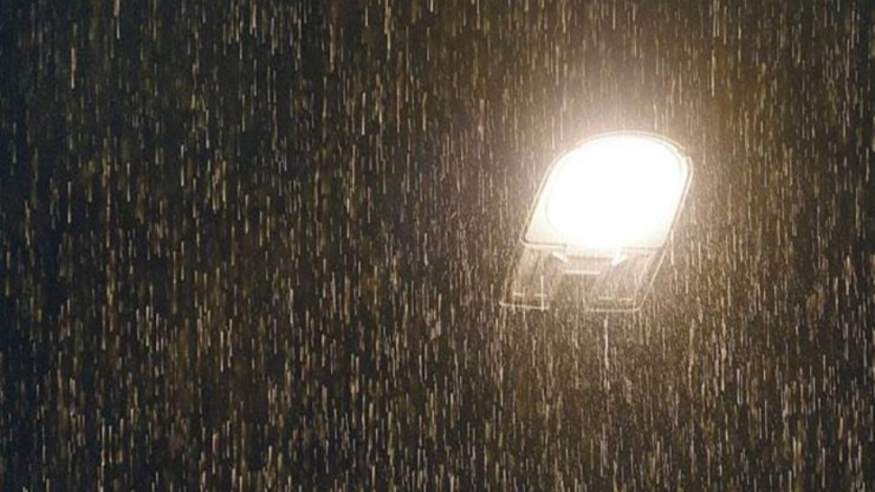 طقس الليلة: أمطار بأغلب الجهات