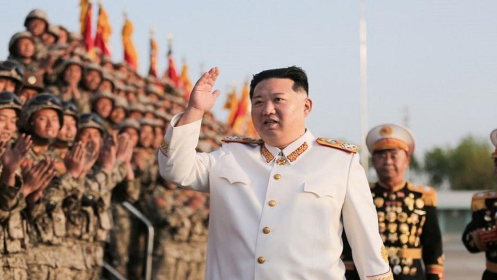 زعيم كوريا الشمالية يأمر الجيش بالاستعداد للحرب