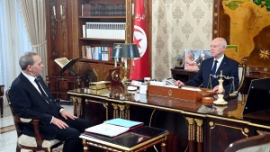 خلال استعراض نتائج لقاءات دافوس.. سعيّد يؤكد رفض أي شروط أو أي إملاءات من أي جهة كانت