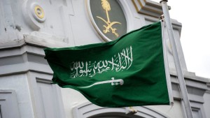 السعودية: التوتر في البحر الأحمر قد يخرج عن السيطرة