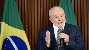 الاحتلال يعلن رئيس البرازيل "شخصا غير مرغوب فيه"