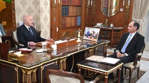 رئيس الجمهورية يدعو الى إعادة النّظر في النصوص التي فاقمت هجرة الكفاءات التونسية
