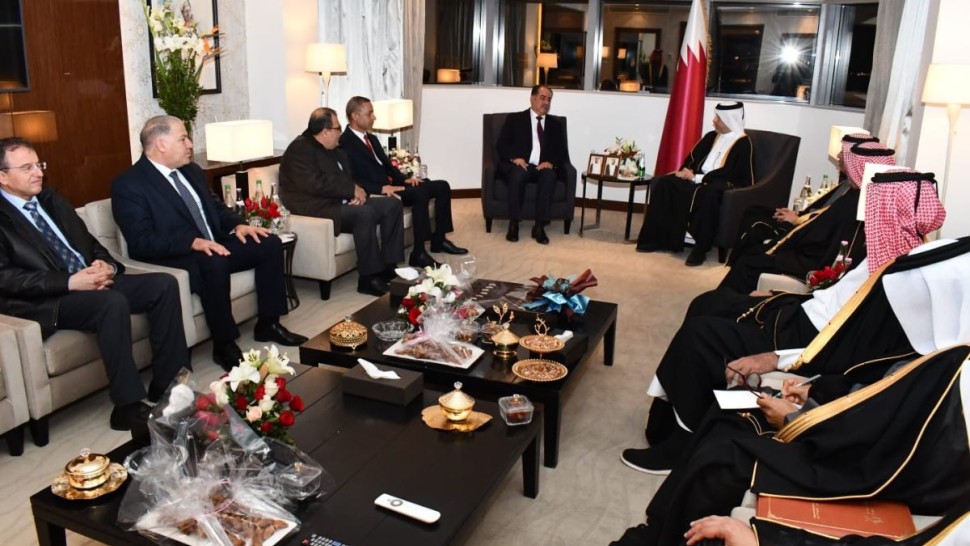 تعزيز التعاون في لقاء الفقي بوزير الدولة للشؤون الداخلية بقطر