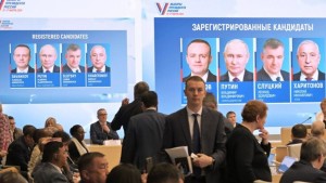 الروس يدلون بأصواتهم في الانتخابات الرئاسية