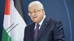 الرئيس الفلسطيني وزعماء دوليون يعقدون محادثات بشأن غزة في الرياض