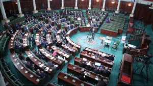 عقوبات سجنية وخطايا مالية: ابرز التنقيحات المقترحة في القانون المتعلق بحالة الاجانب بالبلاد التونسية
