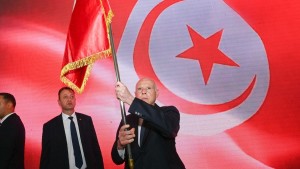 رئيس الجمهورية: لا لجنة أولمبية داخل الدولة والعلم التونسي لا يغطى