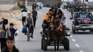 أكثر من 300 ألف فلسطيني غادروا رفح في ظرف أسبوع