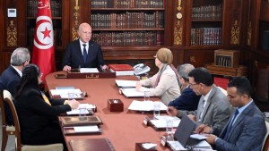 رئيس الجمهورية يأذن بعرض مشروع تنقيح قانون الشيك دون رصيد على مجلس الوزراء