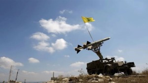 حزب الله يطلق صواريخ ومسيرات على قواعد ومواقع عسكرية للاحتلال