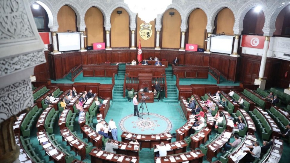 البرلمان: 67 نائبا يطلبون فتح دورة استثنائية في العطلة البرلمانية لعرض مقترحي قانونين