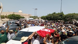 قابس: جثمان الفنان ياسر جرادي يوارى الثرى
