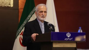 طهران تحذر من انتقال حالة انعدام الأمن من سوريا إلى العراق